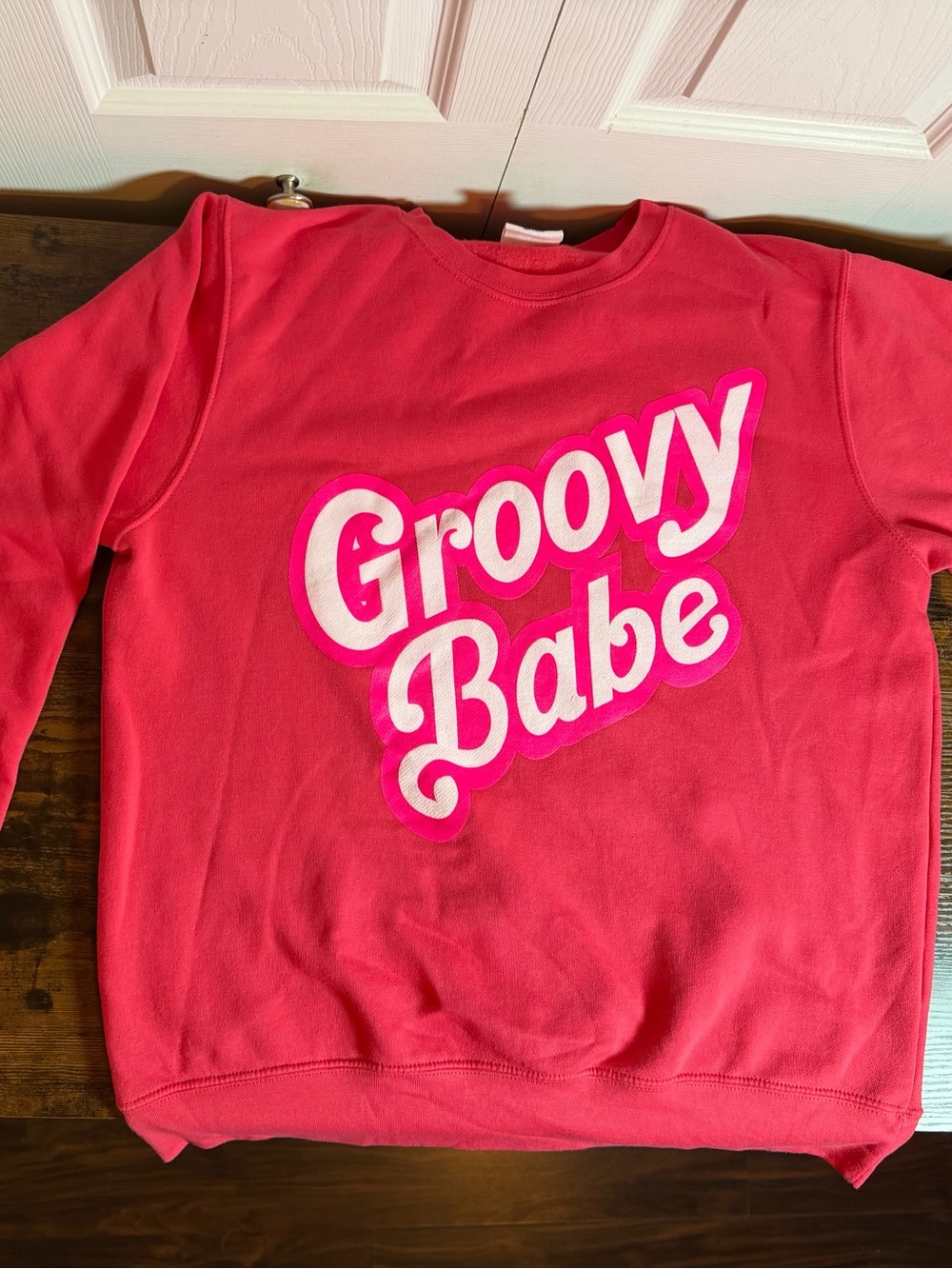 Pacific & Co Groovy Babe Pink Graphic Sweatshirt 1XL Retro Y2K Plus Size Pink - Picture 2 of 8